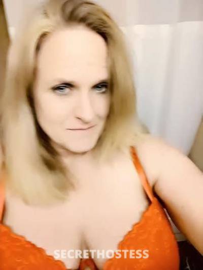 Jenn 45Yrs Old Escort Denver CO Image - 3