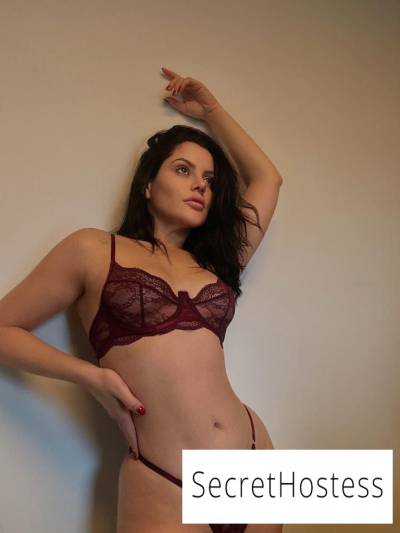 24 Year Old Latino Escort Madrid Brown Hair Brown eyes - Image 1