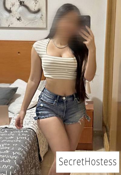 24 Year Old Latino Escort Sevilla Black Hair Brown eyes - Image 3