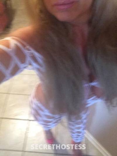 Portia 47Yrs Old Escort Size 6 162CM Tall Montreal Image - 1