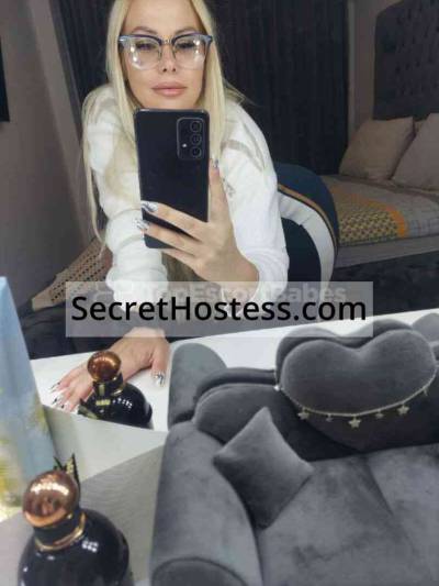 24 Year Old American Escort Sofia Blonde Green eyes - Image 2