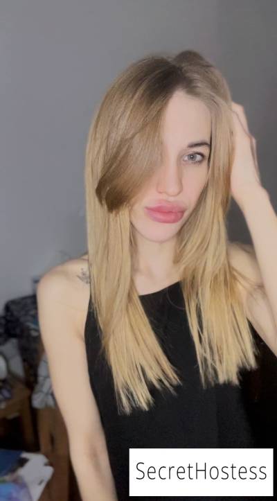 23 Year Old European Escort Berlin Green eyes - Image 6