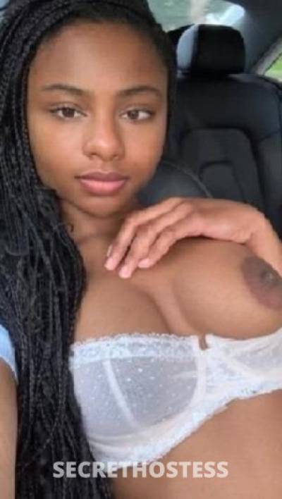 24 year old Escort in Roanoke VA AVAILABLE NOW Hookup Car Fun Incall Outcall