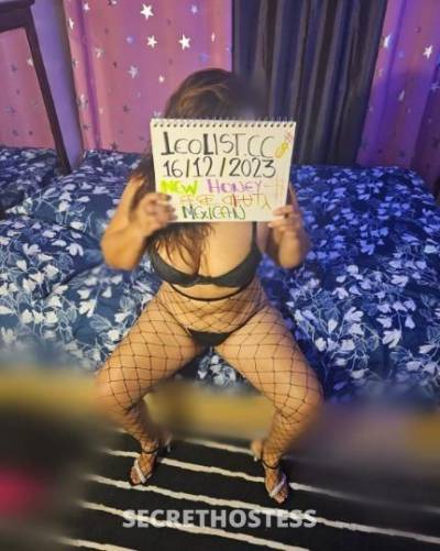 27 Year Old Latino Escort Toronto - Image 1