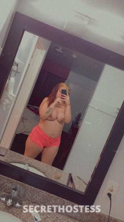 20 year old Escort in Beaumont TX Queen ? OUTCALL