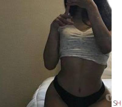 18 Year Old White Escort Sao Simao - Image 4