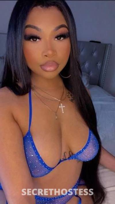 24 year old Asian Escort in Tri-Cities WA ONLY HERE FROM THE 11th until the 12th prebook ❤‍? Big 