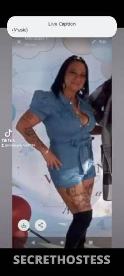 40 year old Escort in Rochester NY 