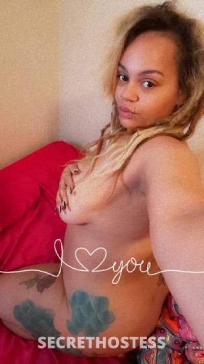 24 year old Escort in Ocala FL Sexy?? pretty face? caramel cutie