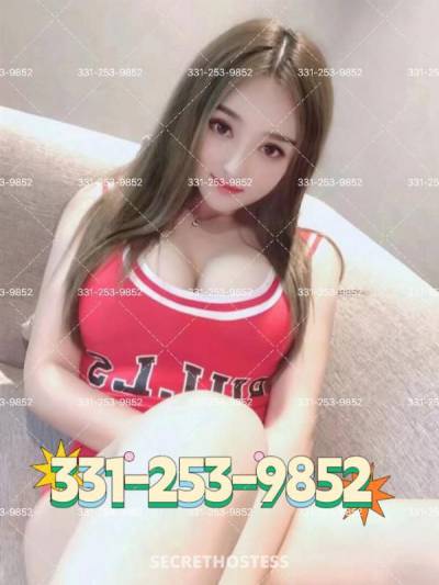 21 Year Old Asian Escort Chicago IL - Image 5