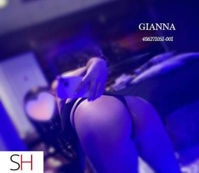 23 year old Polynesian Escort in City of Edmonton GIANNA Your French Polynesian Cutie, Perky DD's , Come 
