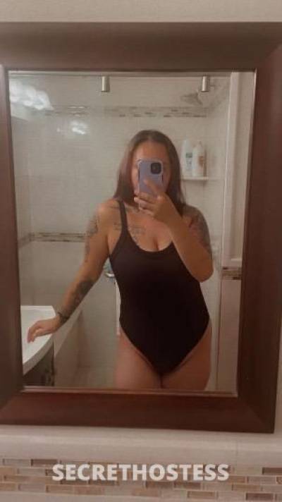 26 year old Italian Escort in Raleigh NC Trinitalian grip goddess