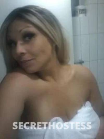 40Yrs Old Escort Size 12 173CM Tall Bunbury Image - 4