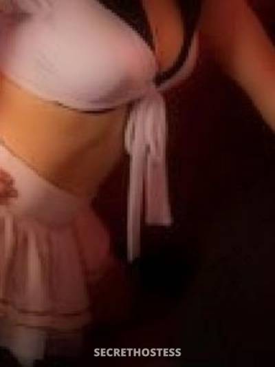 27 Year Old Chinese Escort Hamilton - Image 2