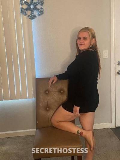 28 Year Old African Escort Sacramento CA Blue eyes - Image 3