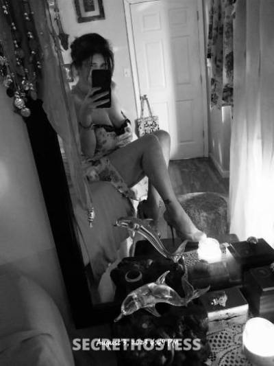 45 year old Escort in Biloxi MS *New #....Available Now For Incall Gulfport