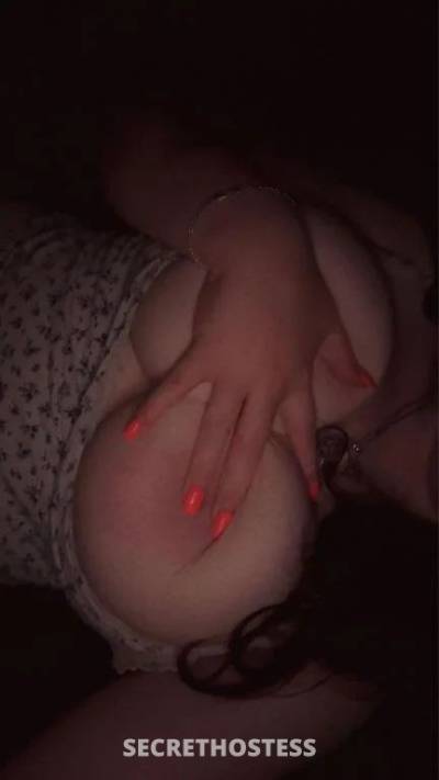 Young Busty Escort Available for Services in Bathurst