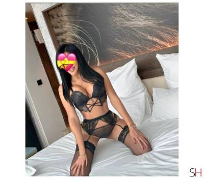 Slim Sabrina gorgeous lady in Farnborough 😍❤️💕,  in Surrey