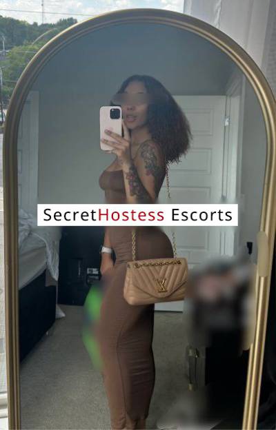 21 year old Escort in Atlanta GA Ari