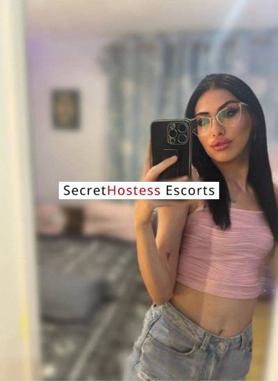 23 Year Old English Escort Dubai - Image 1