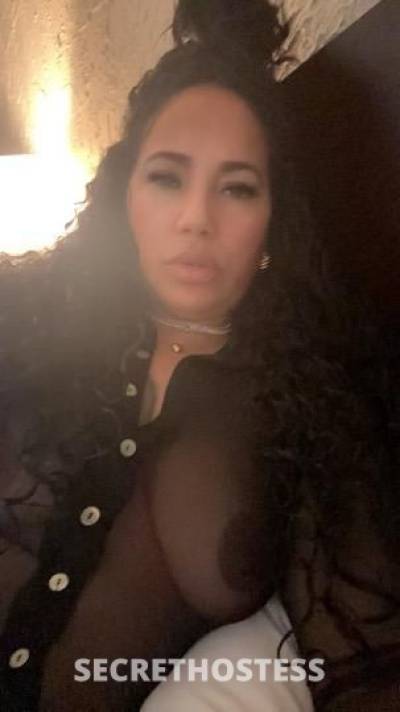 34Yrs Old Escort Chicago IL Image - 1