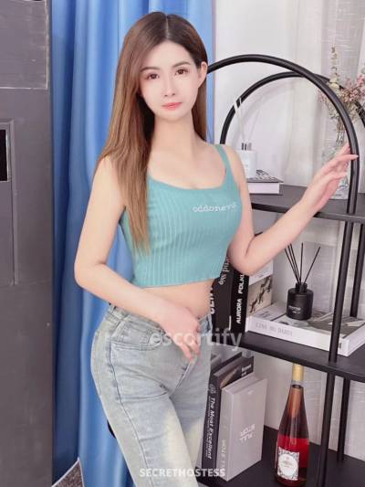 22 Year Old Chinese Escort Christchurch Dark Hair Brown eyes - Image 3