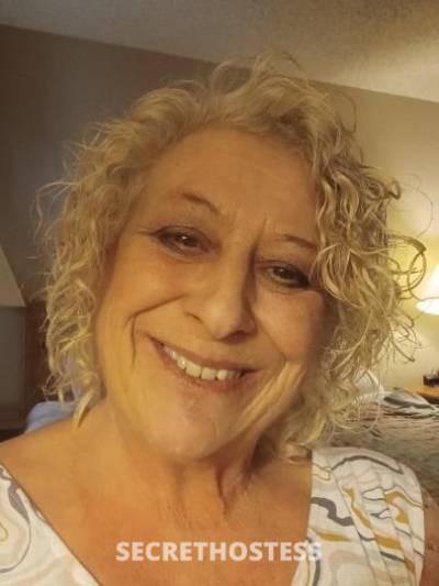 Granny 62Yrs Old Escort Phoenix AZ Image - 4