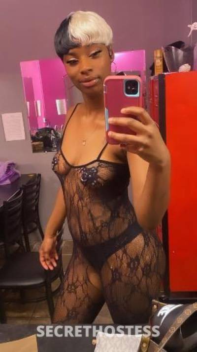 Jade 23Yrs Old Escort La Crosse WI Image - 4