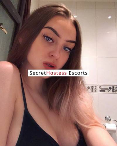 22Yrs Old Escort 43KG 134CM Tall Edinburgh Image - 1