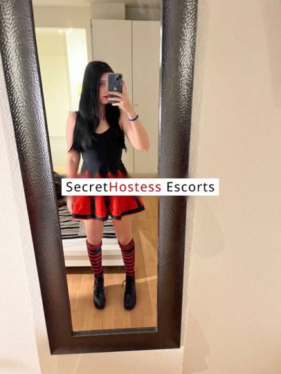 22 Year Old Portuguese Escort Madrid - Image 6