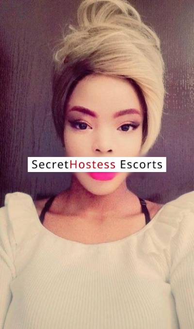 24 Year Old African Escort Riyadh Blonde - Image 1