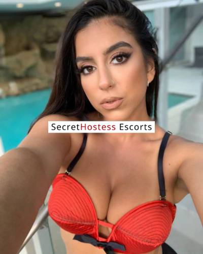 31 year old American Escort in London Davis Sydney