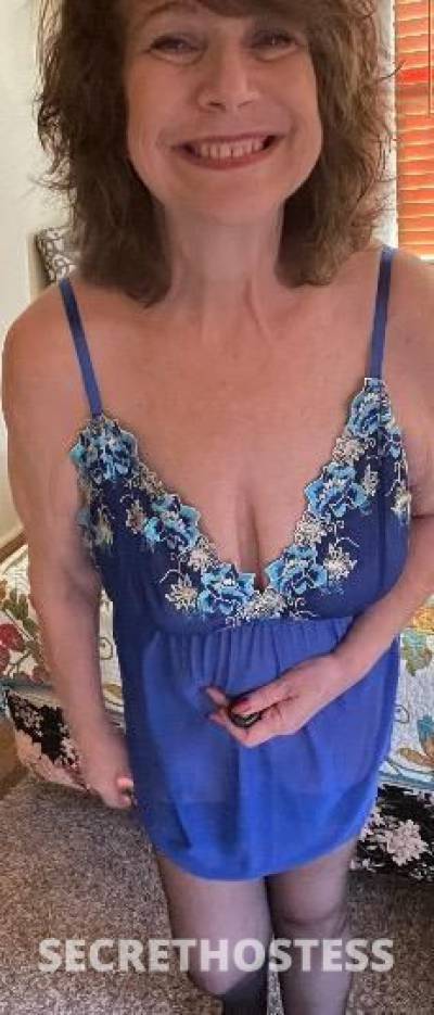 56Yrs Old Escort Kansas City MO Image - 1