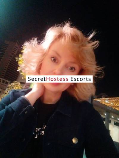 39 Year Old Czech Escort Dubai Blonde Green eyes - Image 1