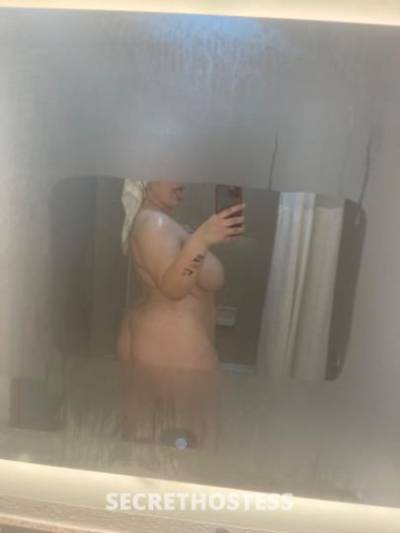 Thick snow bunny ! incall,, wet and horny ready to make you  in Dallas TX