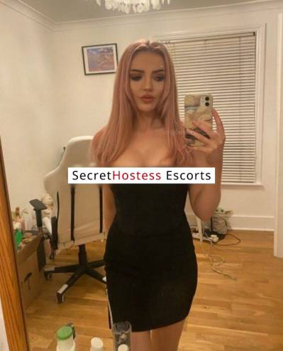 22 Year Old Brazilian Escort Warsaw Blonde - Image 1