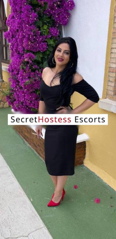 22 Year Old Romanian Escort Zürich - Image 1