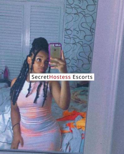 24 year old Escort in Jeddah Lynn