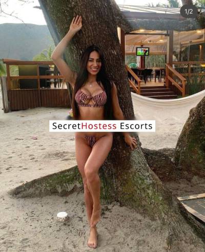 25 Year Old Brazilian Escort Split Brunette - Image 1