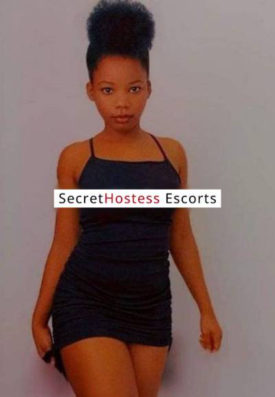 26 Year Old Escort Dammam - Image 2