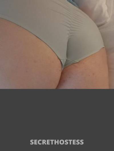 40 year old Escort in Chicago IL All specials Available