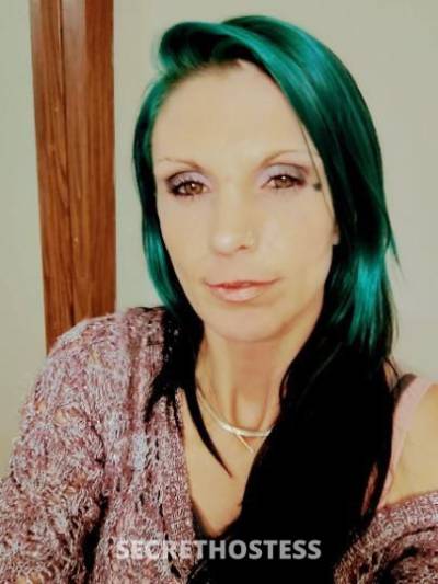 35 year old American Escort in Knoxville TN ?♥Look No Further,You Found Me