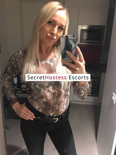 35 Year Old German Escort Zürich Blonde - Image 6