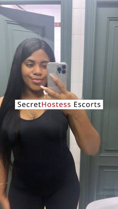 22 Year Old Colombian Escort Valencia - Image 9