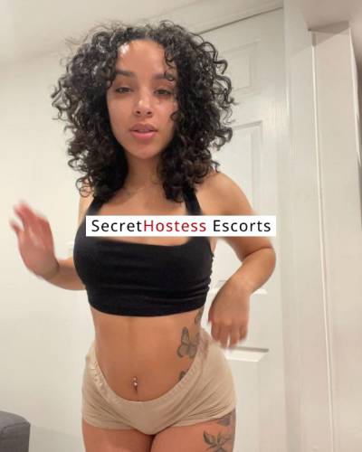 25 Year Old Italian Escort Berlin - Image 1