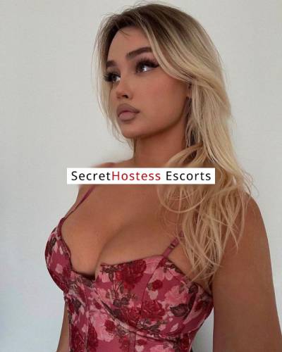 26 Year Old Brazilian Escort Doha Blonde - Image 3