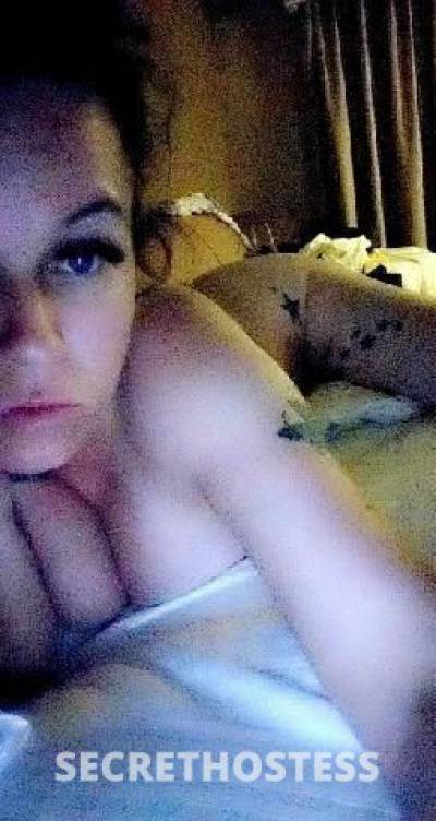 Busty Hottie with a Body 100 Real Guaranteed to Please in Detroit MI