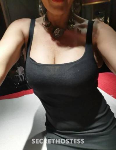 38 Year Old Brazilian Escort Toronto - Image 2