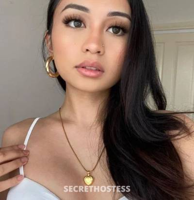 22 year old Escort in Brisbane Party Queen Top Model Ella from Singapore
