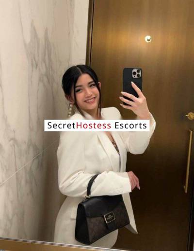 22 Year Old Filipino Escort Makati City - Image 1